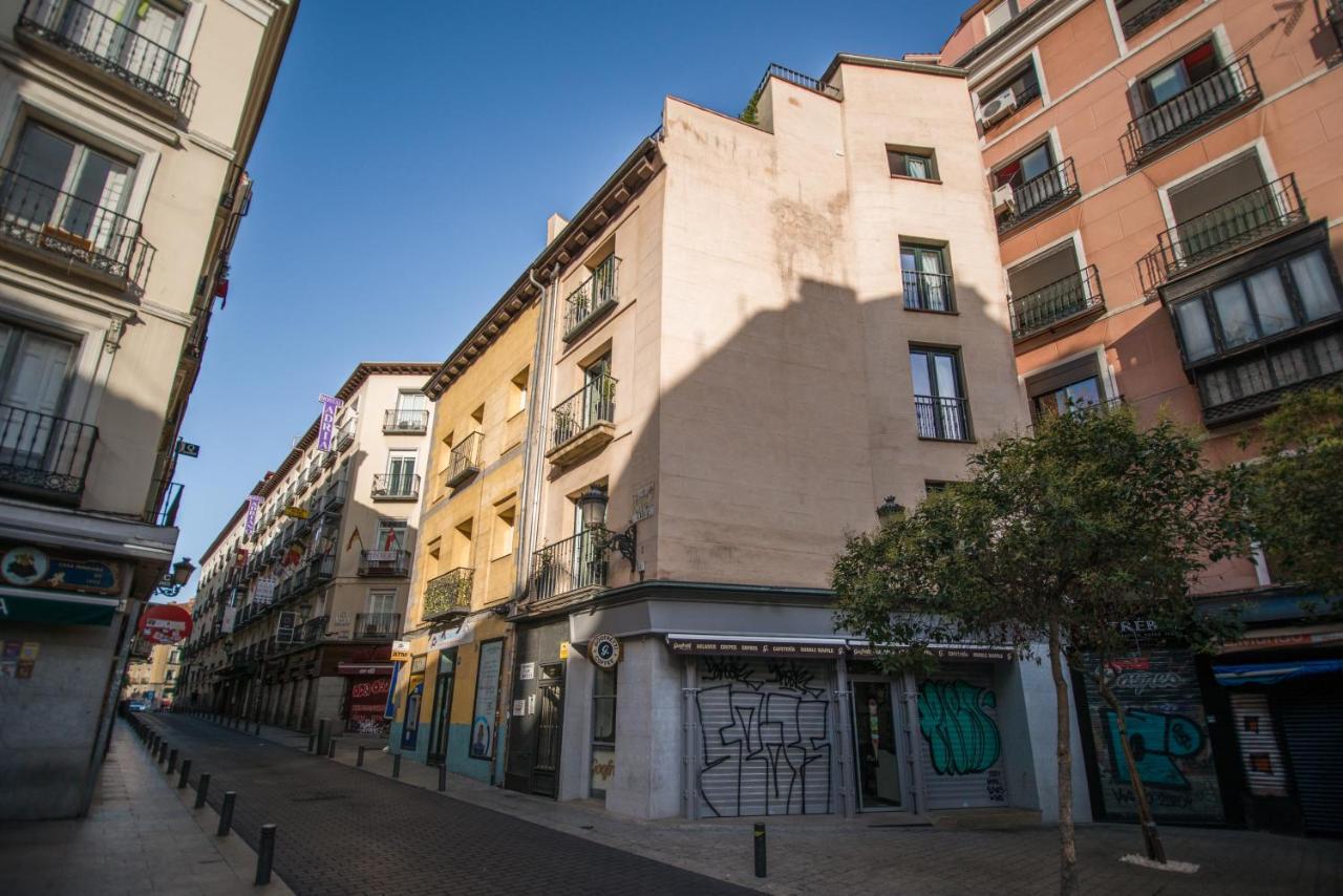 Apartamentos Cruz Madrid Extérieur photo